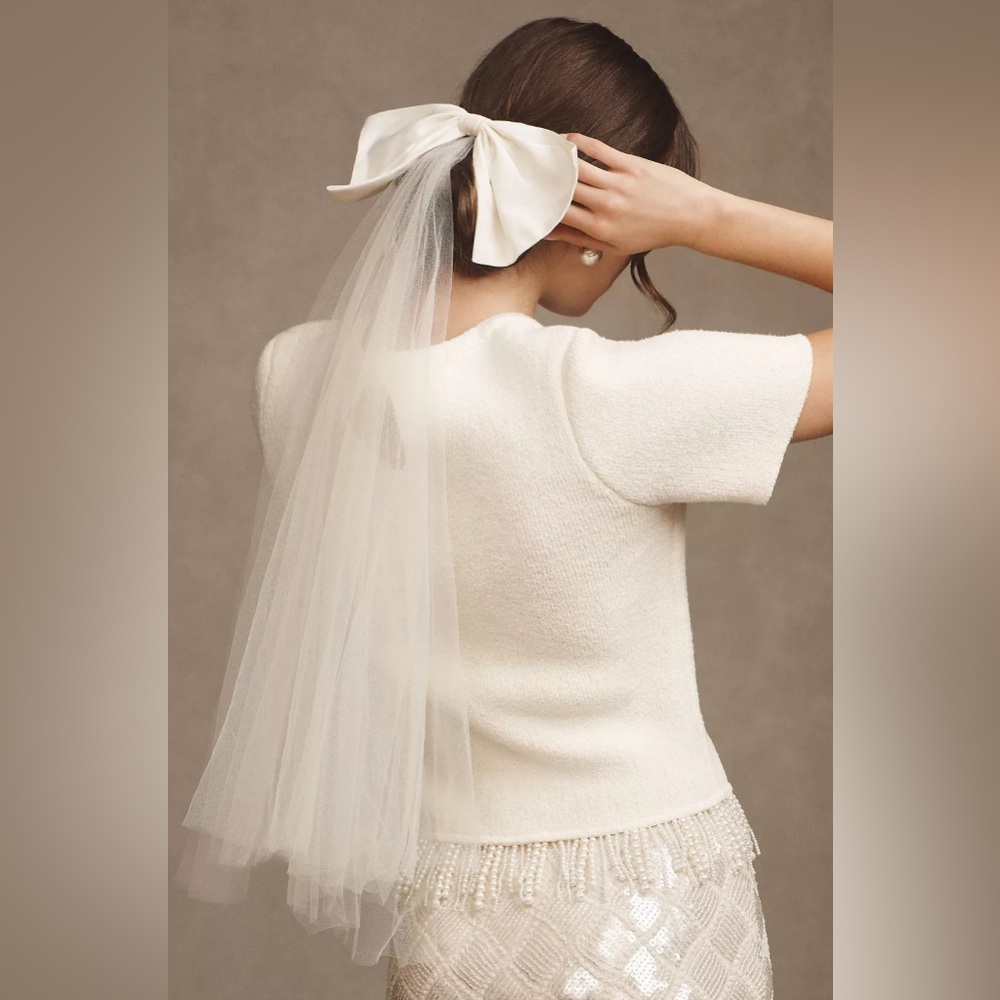 NWT Loeffler Randall bow veil